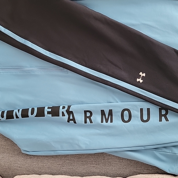 NWOT UnderArmour Half-Zip Pullover & Leggings Set - Picture 5 of 7